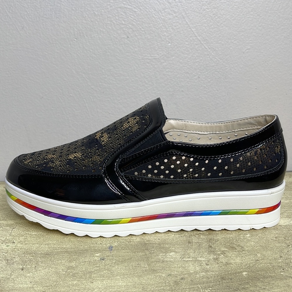 🏷️🏷️ Bundle 2/$12 or 3/$15🏷️🏷️ Luyi Obuwi Slip On Platform Shoe with Rainbow - Picture 8 of 12
